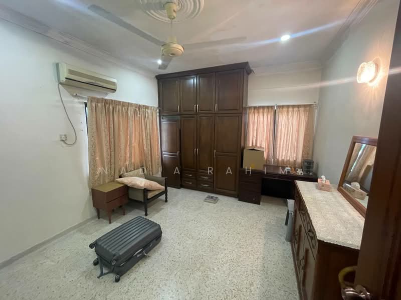Rumah Banglo untuk Dijual di Keramat (Kuala Lumpur) - Nadia Rahim - Bedroom - PropertyGuru.com.my