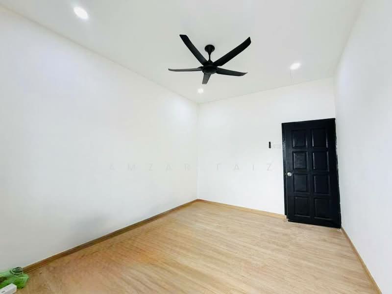 Rumah Teres 2 Tingkat untuk Dijual di Taman Setia (Klang) - Amzar Faiz - Interior - PropertyGuru.com.my