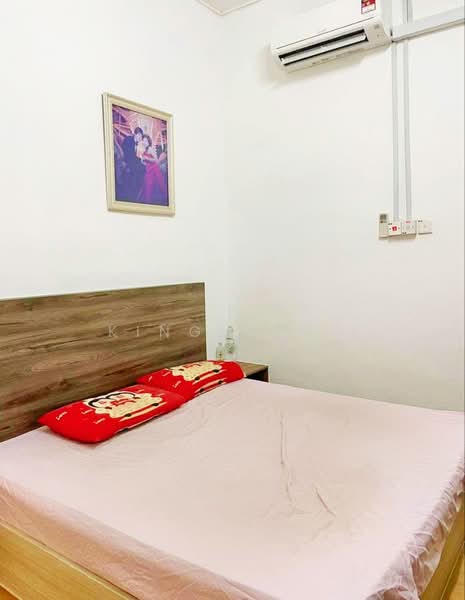 1-storey Terraced House for Sale in Taman Saujana Permai (Bukit Katil) - King Song - Bedroom - PropertyGuru.com.my