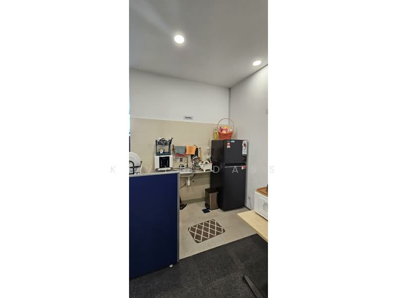 Factory for Sale in Kampung Bukit Kemuning (Shah Alam) - Kevin Dass - Kitchen - PropertyGuru.com.my