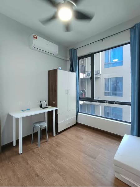 Service Residence for Sale at Country Garden Central Park - Han Yong Ang - Bedroom - PropertyGuru.com.my