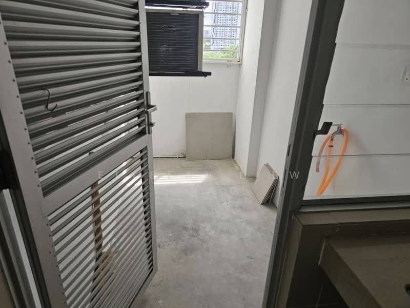 Apartment for Rent at Alpinia - Elleean Liew - Yard area - PropertyGuru.com.my