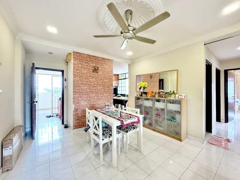 Pangsapuri untuk Dijual di Permata Heights - Harun Osman - Dining Room - PropertyGuru.com.my