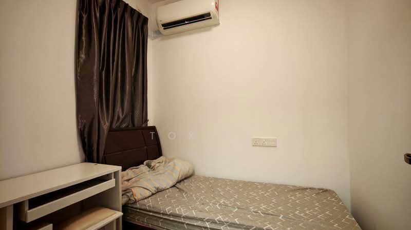 Pangsapuri untuk Dijual di Regalia Park @ Forest City - Tok CJ - Bedroom - PropertyGuru.com.my