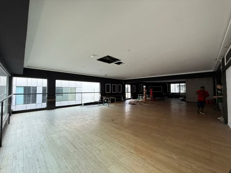 Shop for Rent in Farlim (Ayer Itam) - Max Lim - Interior - PropertyGuru.com.my