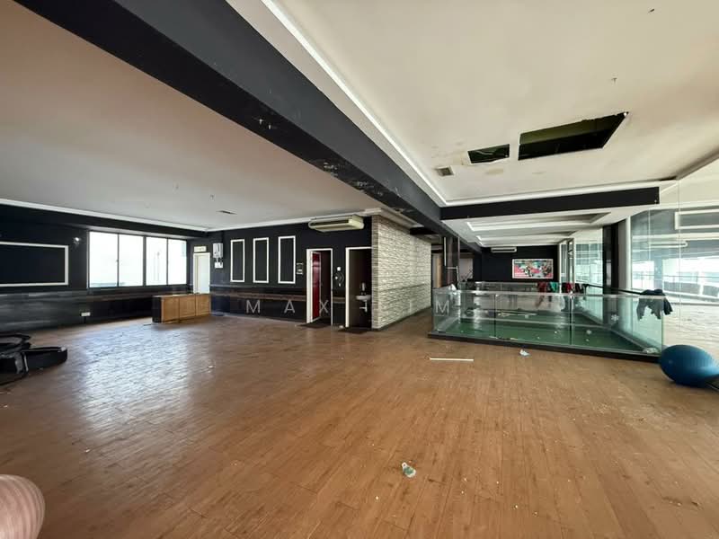 Shop for Rent in Farlim (Ayer Itam) - Max Lim - Gym - PropertyGuru.com.my
