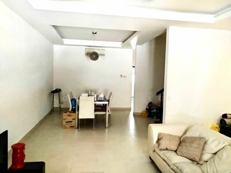 Terraced House for Sale in Bandar Puteri Puchong (Puchong) - Jonathan Lee - Living Room - PropertyGuru.com.my