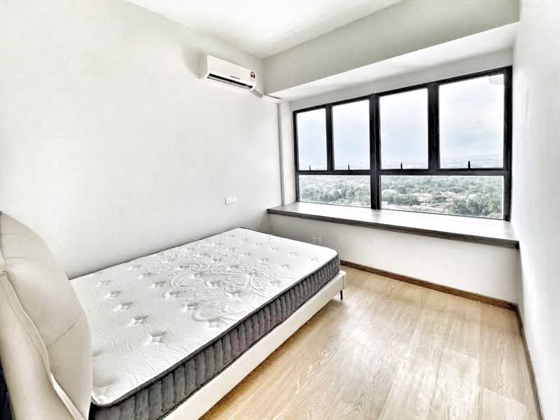 Condominium for Sale at Bay Point @ Country Garden Danga Bay - Purple Heng - PropertyGuru.com.my
