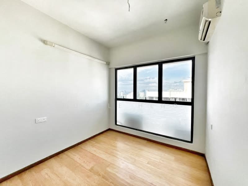 Condominium for Sale at Bay Point @ Country Garden Danga Bay - Purple Heng - PropertyGuru.com.my
