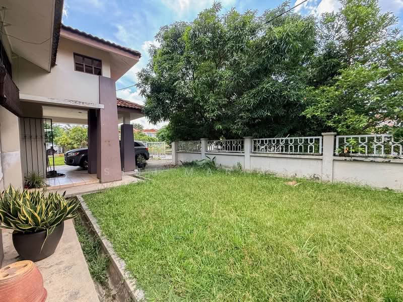 Bungalow for Sale in Bandar Bukit Mahkota (Bangi) - Siti Mariam - Exterior - PropertyGuru.com.my