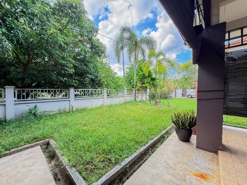 Bungalow for Sale in Bandar Bukit Mahkota (Bangi) - Siti Mariam - Garden - PropertyGuru.com.my