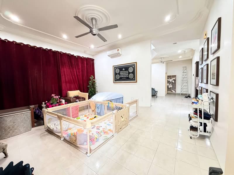 Bungalow for Sale in Bandar Bukit Mahkota (Bangi) - Siti Mariam - Living Room - PropertyGuru.com.my