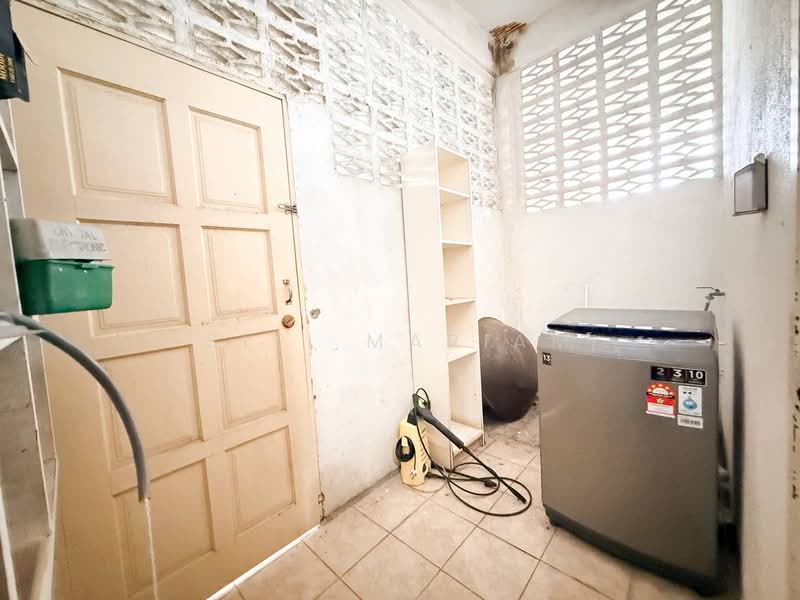 Bungalow for Sale in Bandar Bukit Mahkota (Bangi) - Siti Mariam - Interior - PropertyGuru.com.my