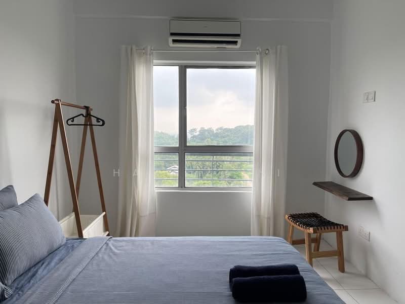 Condominium for Sale at Marina View Villas - Hana Zaini - Bedroom - PropertyGuru.com.my