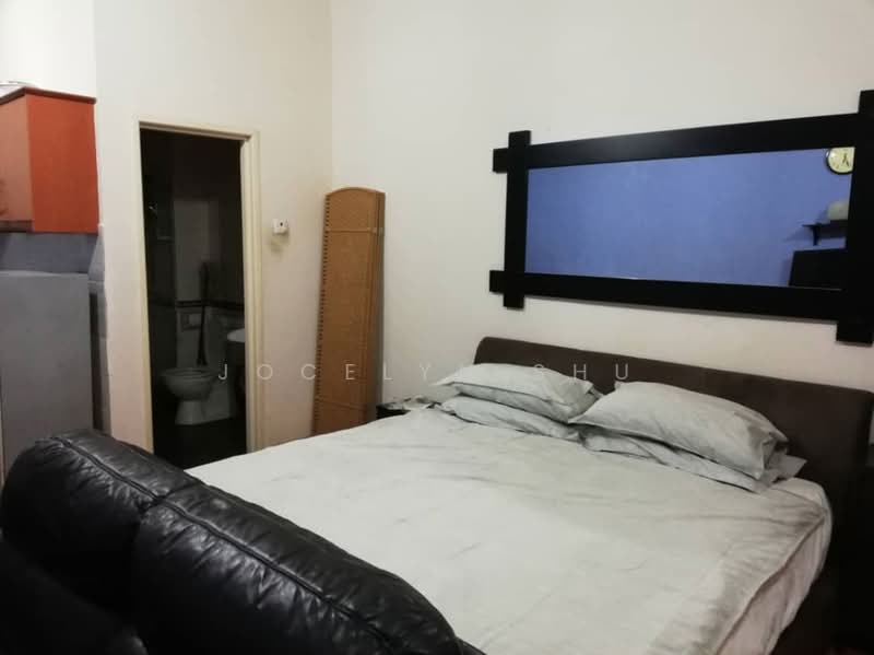 Service Residence for Sale at Maytower Serviced Residences - Jocelyn Shu - Bedroom - PropertyGuru.com.my