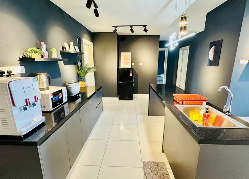 Service Residence for Rent at Southkey Mosaic - Jemie . - Kitchen - PropertyGuru.com.my