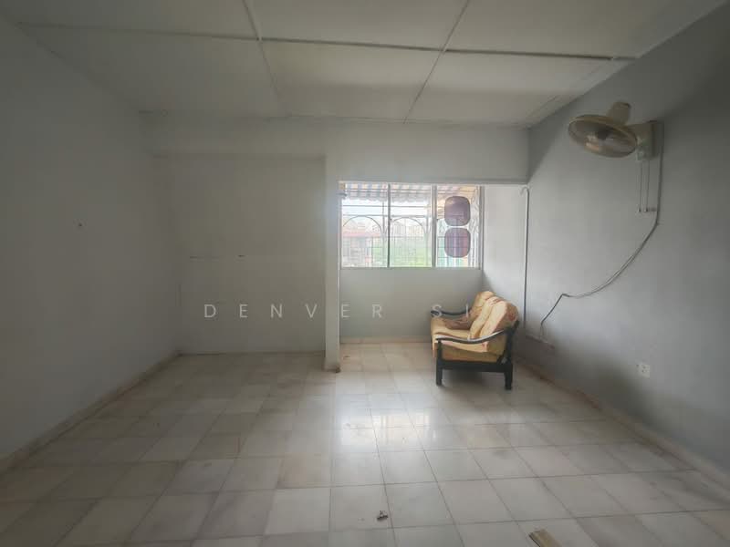 2.5-storey Terraced House for Sale in Taman Muda (Ampang) - Denver Sin - Living Room - PropertyGuru.com.my