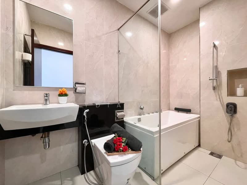 Servis Apartment untuk Disewa di Paragon Suites @ CIQ - Lydia Wee - Bathroom - PropertyGuru.com.my