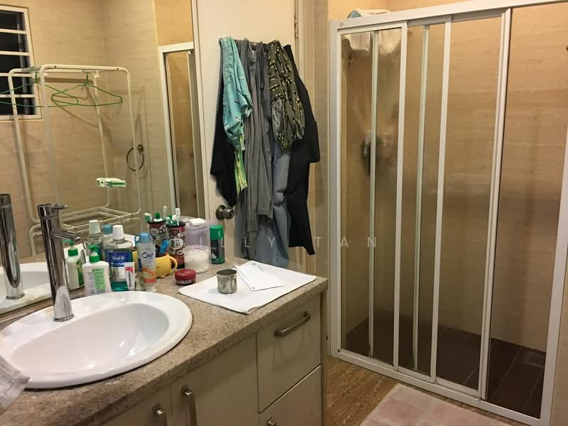 Rumah Teres 2 Tingkat untuk Dijual di Usj 3 (Subang Jaya) - Billy Tan - Bathroom - PropertyGuru.com.my