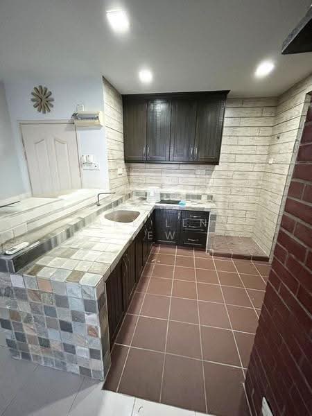 Kondominium untuk Dijual di Sierra Residency - Yoke Leng Sew - Kitchen - PropertyGuru.com.my