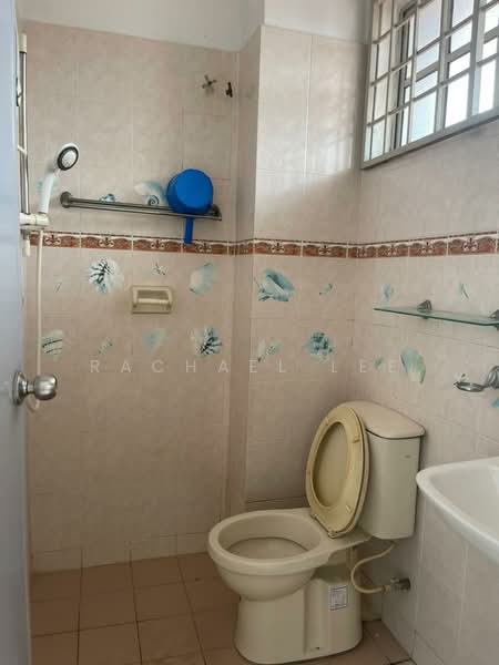 2-storey Terraced House for Rent in TAMAN PUCHONG UTAMA (Puchong) - Rachael Lee - Bathroom - PropertyGuru.com.my