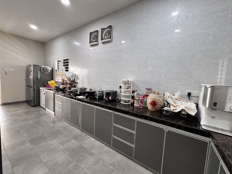 Rumah Berkembar untuk Dijual di Puchong (Selangor) - Yumiko Kew - Kitchen - PropertyGuru.com.my