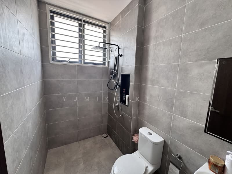 Rumah Berkembar untuk Dijual di Puchong (Selangor) - Yumiko Kew - Bathroom - PropertyGuru.com.my