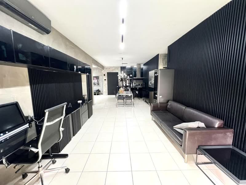 Condominium for Sale at Platinum Lake PV 13 - Amzar Faiz - Living Room - PropertyGuru.com.my