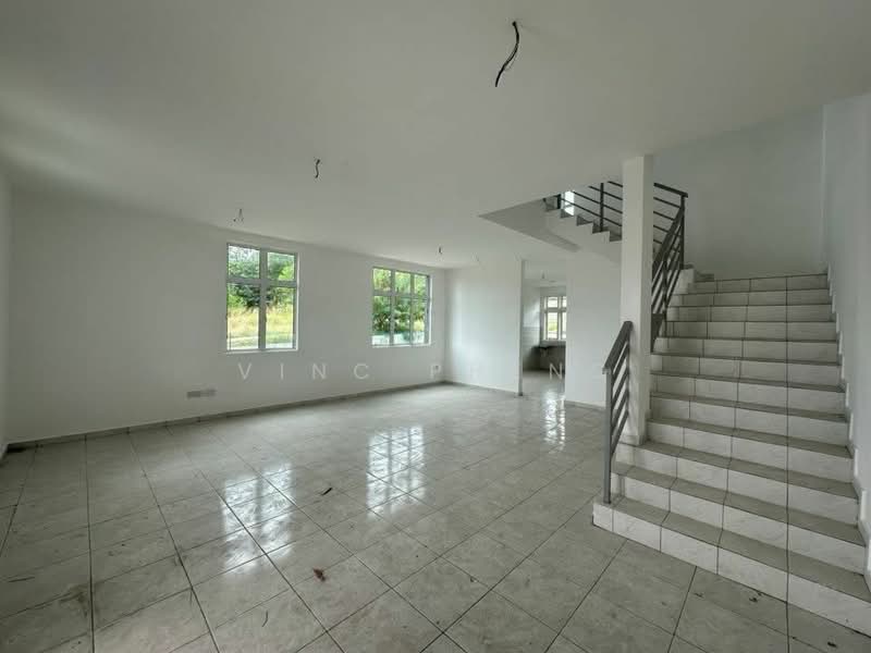 Rumah Teres 2 Tingkat untuk Dijual di Taman Cheng Setia (Cheng) - Vinc Pheng - Living Room - PropertyGuru.com.my