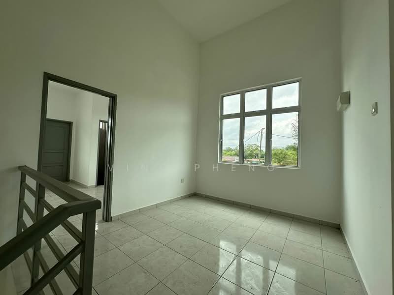 Rumah Teres 2 Tingkat untuk Dijual di Taman Cheng Setia (Cheng) - Vinc Pheng - Interior - PropertyGuru.com.my