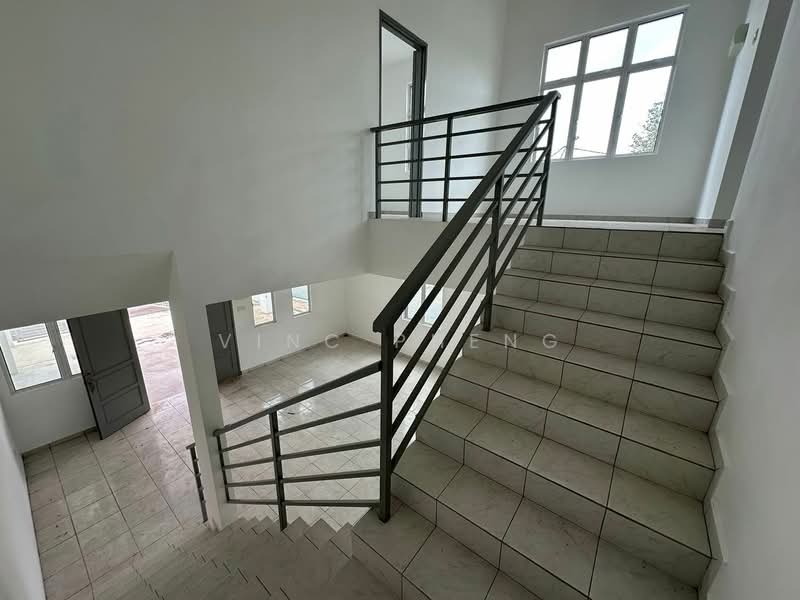 Rumah Teres 2 Tingkat untuk Dijual di Taman Cheng Setia (Cheng) - Vinc Pheng - Interior - PropertyGuru.com.my
