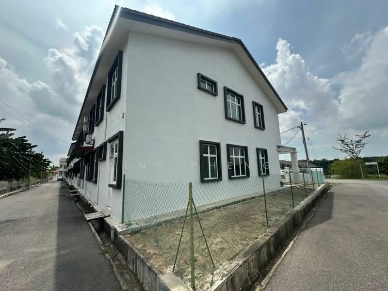Rumah Teres 2 Tingkat untuk Dijual di Taman Cheng Setia (Cheng) - Vinc Pheng - Exterior - PropertyGuru.com.my