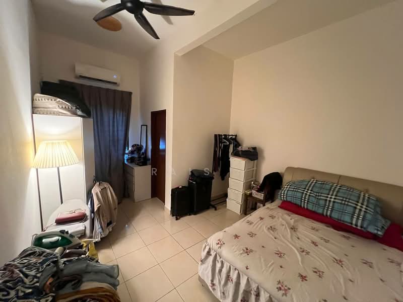 Semi-Detached House for Sale in Jenjarom (Selangor) - RAIS . - Bedroom - PropertyGuru.com.my