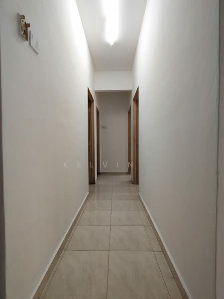 Rumah Flat untuk Dijual di Flat Bukit Indah - Kelvin . - Corridor - PropertyGuru.com.my