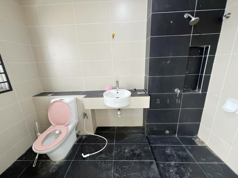 2-storey Terraced House for Sale in Sungai Buloh (Selangor) - Firdaus Husin - PropertyGuru.com.my