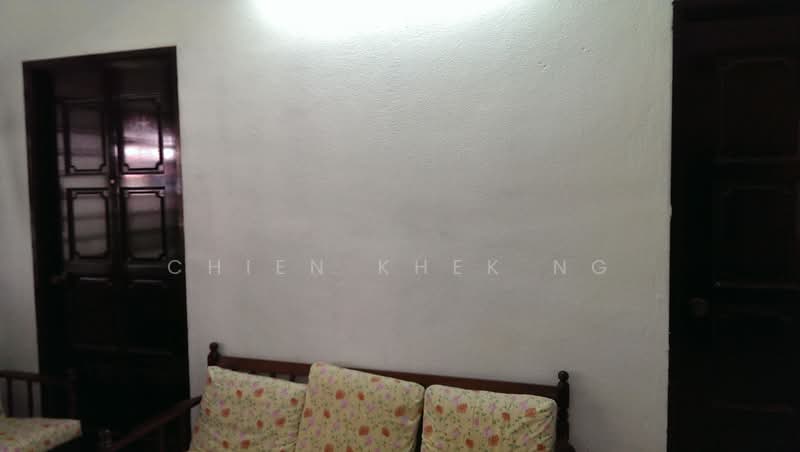 Pangsapuri untuk Dijual di Lorong Semarak Api - Chien Khek Ng - Living Room - PropertyGuru.com.my