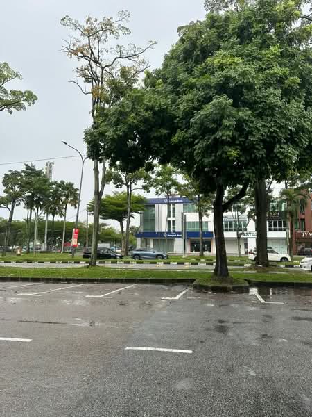 Shop for Rent in Taman Molek (Johor Bahru) - Jemie . - Exterior - PropertyGuru.com.my