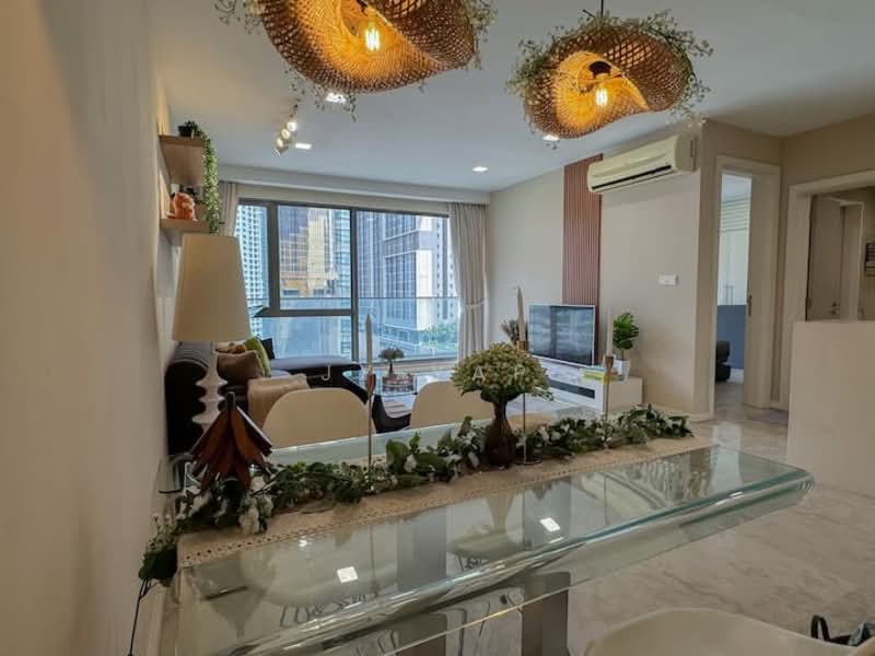 Service Residence for Sale at Bintang Fairlane Residences - JY Yap - Living Room - PropertyGuru.com.my