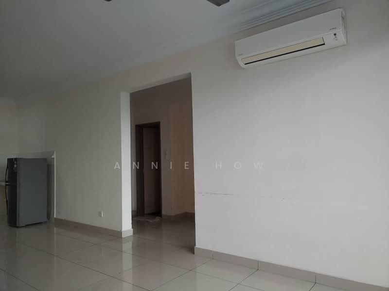 Servis Apartment untuk Dijual di Platinum Lake PV 21 - Annie How - Living Room - PropertyGuru.com.my