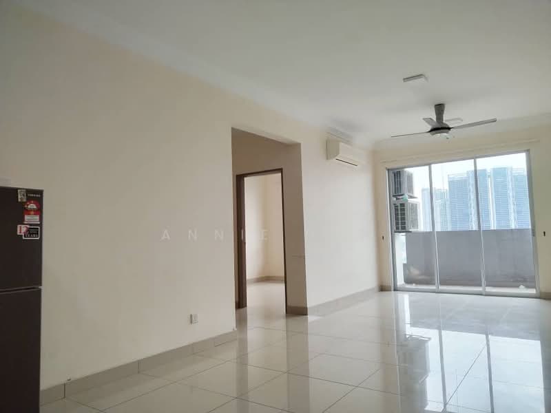 Servis Apartment untuk Dijual di Platinum Lake PV 21 - Annie How - Living Room - PropertyGuru.com.my