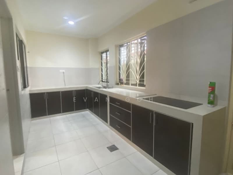 2-storey Terraced House for Sale in Bandar Puteri Puchong (Puchong) - Evan Goh - Kitchen - PropertyGuru.com.my