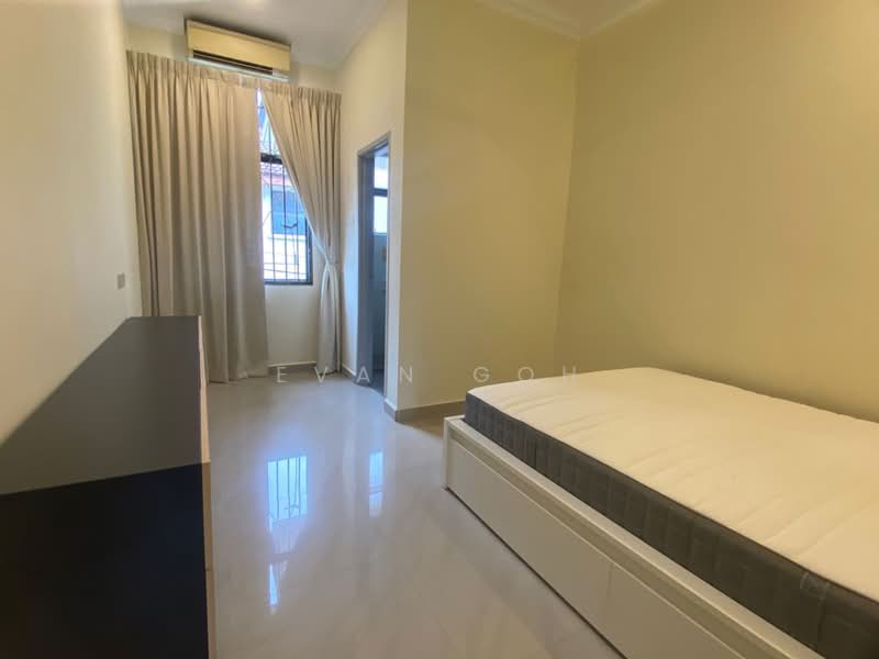 2-storey Terraced House for Sale in Bandar Puteri Puchong (Puchong) - Evan Goh - Bedroom - PropertyGuru.com.my