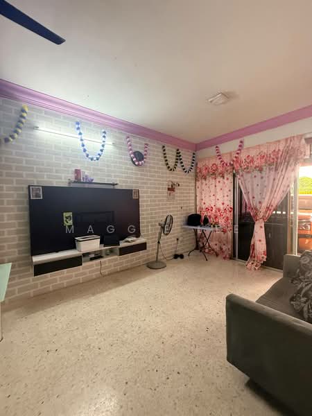 1-storey Terraced House for Sale in Skudai (Johor) - Maggie Lee - Living Room - PropertyGuru.com.my