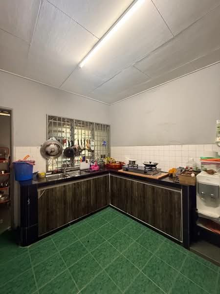 1-storey Terraced House for Sale in Skudai (Johor) - Maggie Lee - Kitchen - PropertyGuru.com.my