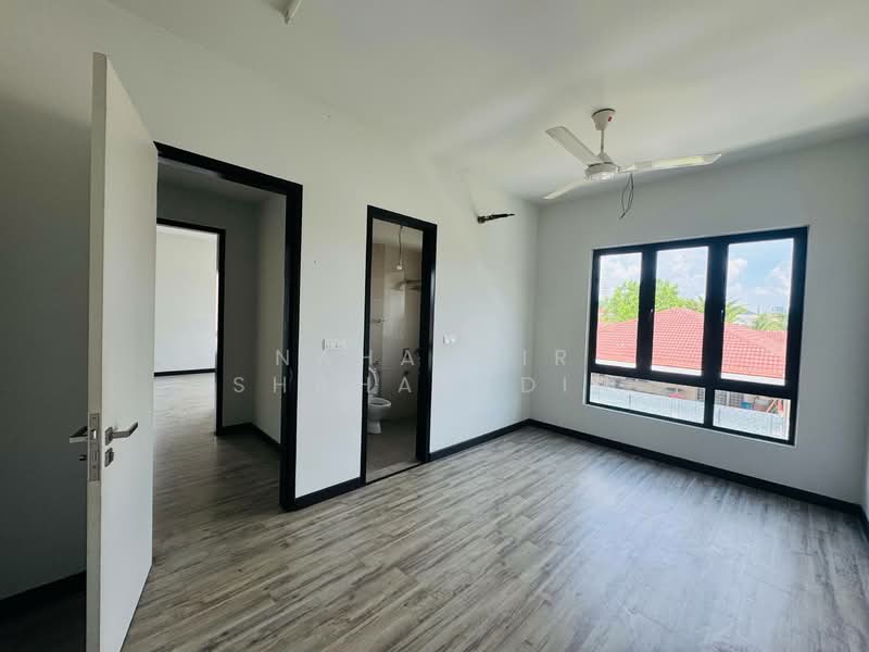 Semi-Detached House for Sale in Bukit Bandaraya (Shah Alam) - Nahathir Shahabudin - Interior - PropertyGuru.com.my