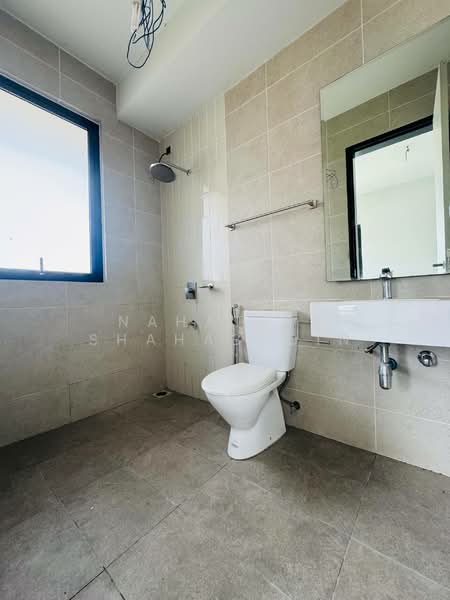 Semi-Detached House for Sale in Bukit Bandaraya (Shah Alam) - Nahathir Shahabudin - Bathroom - PropertyGuru.com.my