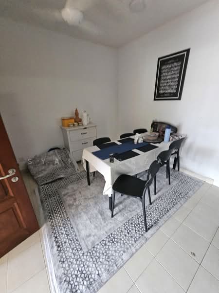 Rumah Teres 2 Tingkat untuk Dijual di U12, Taman Cahaya Alam (Shah Alam) - Syafiq Razali - Dining Room - PropertyGuru.com.my