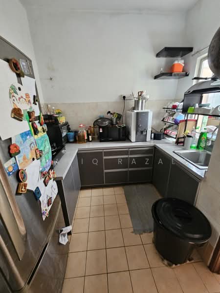 Rumah Teres 2 Tingkat untuk Dijual di U12, Taman Cahaya Alam (Shah Alam) - Syafiq Razali - Kitchen - PropertyGuru.com.my