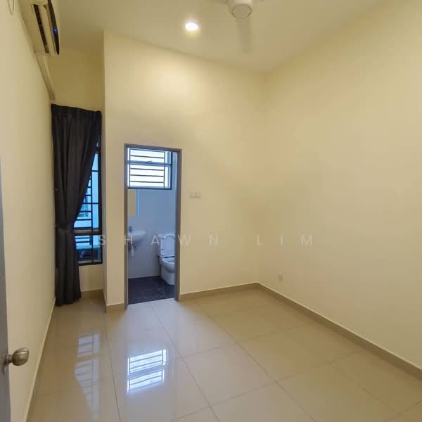 Rumah Teres 2 Tingkat untuk Dijual di Taman Mount Austin (Tebrau) - Shawn Lim - PropertyGuru.com.my