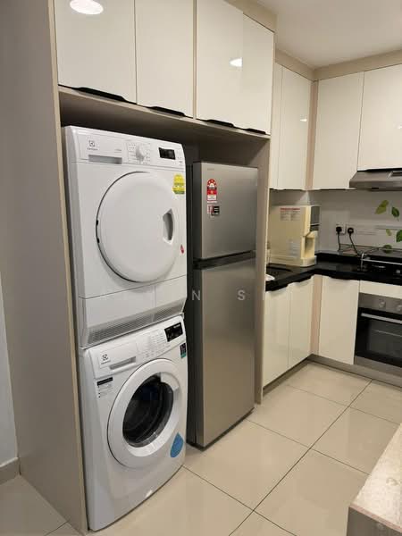 Kondominium untuk Dijual di Tropicana Bay Residences - Alvin Sim - Kitchen - PropertyGuru.com.my